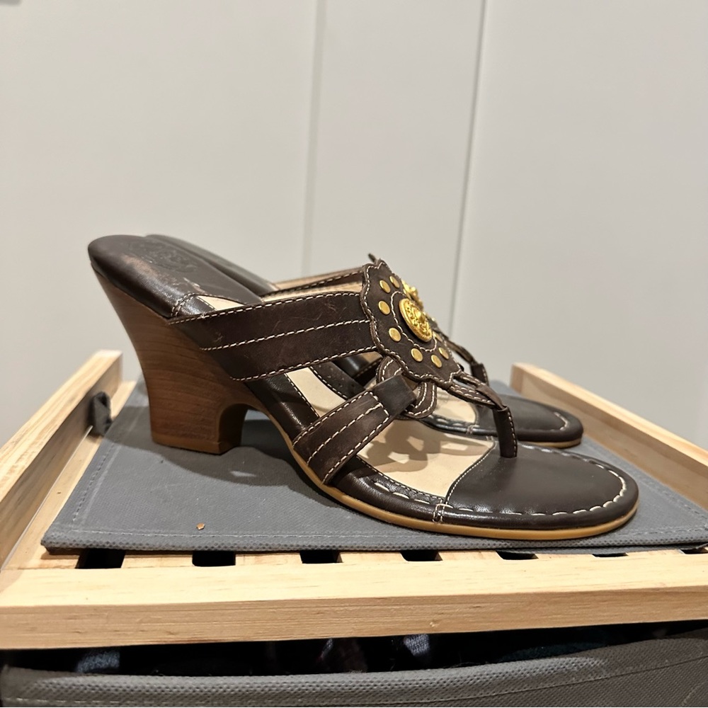 Nurture brown wedges sandals size 7.5
